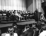Norman Cousins delivering the commencement speech, 1960